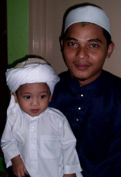 PENULiS blog, Ahmad Azmir dan anaknya.