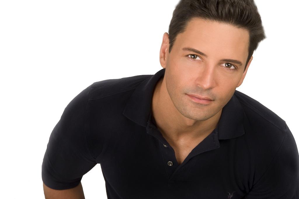 Sean Palmer US/UK Actor/Singer about.me