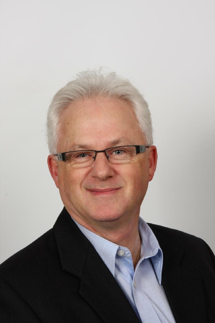 Christian Dumont. about.me